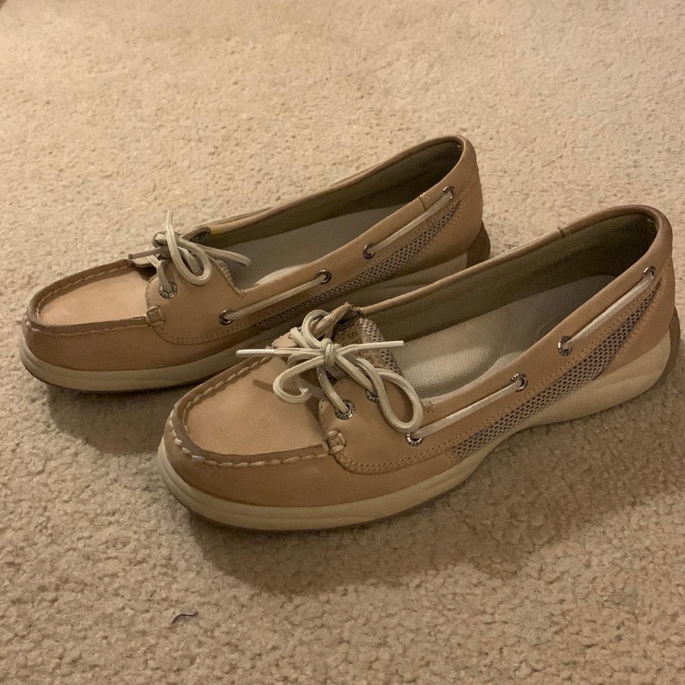 Sperry boat shoes
